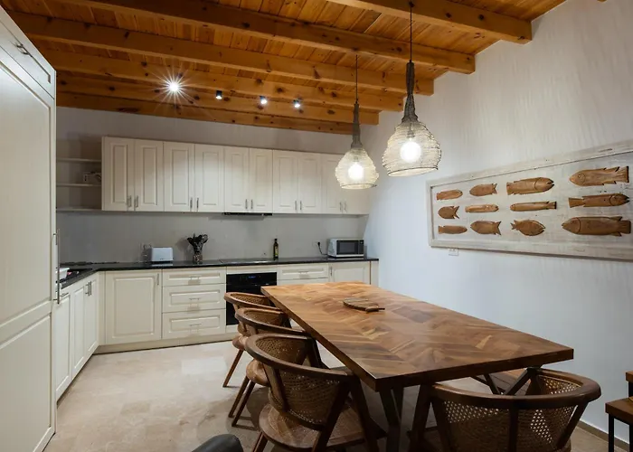 Qupi וילה לינדוס